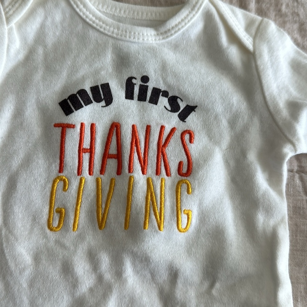 Thanksgiving Onsie - Picture 2 of 3